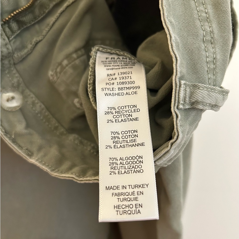 FRAME Trapunto Moto Cropped Cuffed Pants in Washed Aloe Green - Women’s Size 29 - Picture 8 of 12